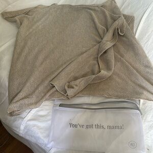 We are Amma nursing cover